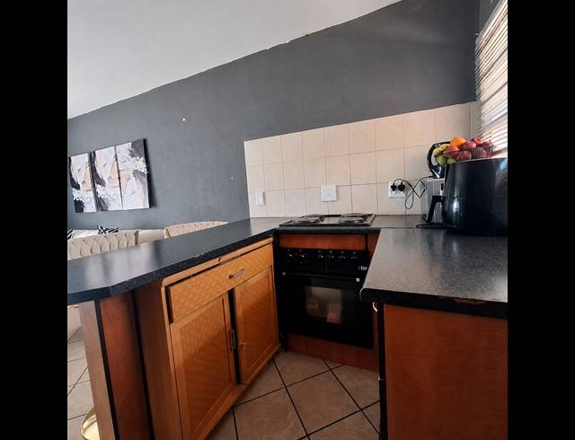 3 BEDROOM FLAT FOR SALE IN BERGSIG